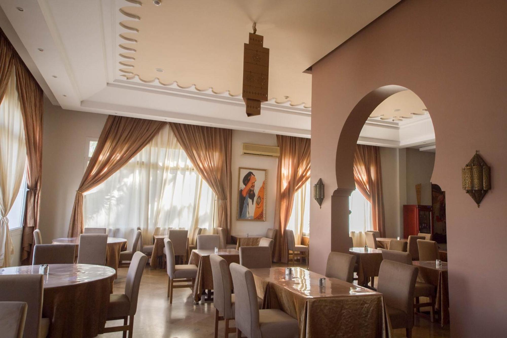 Appart'Hotel Intouriste Agadir Bagian luar foto