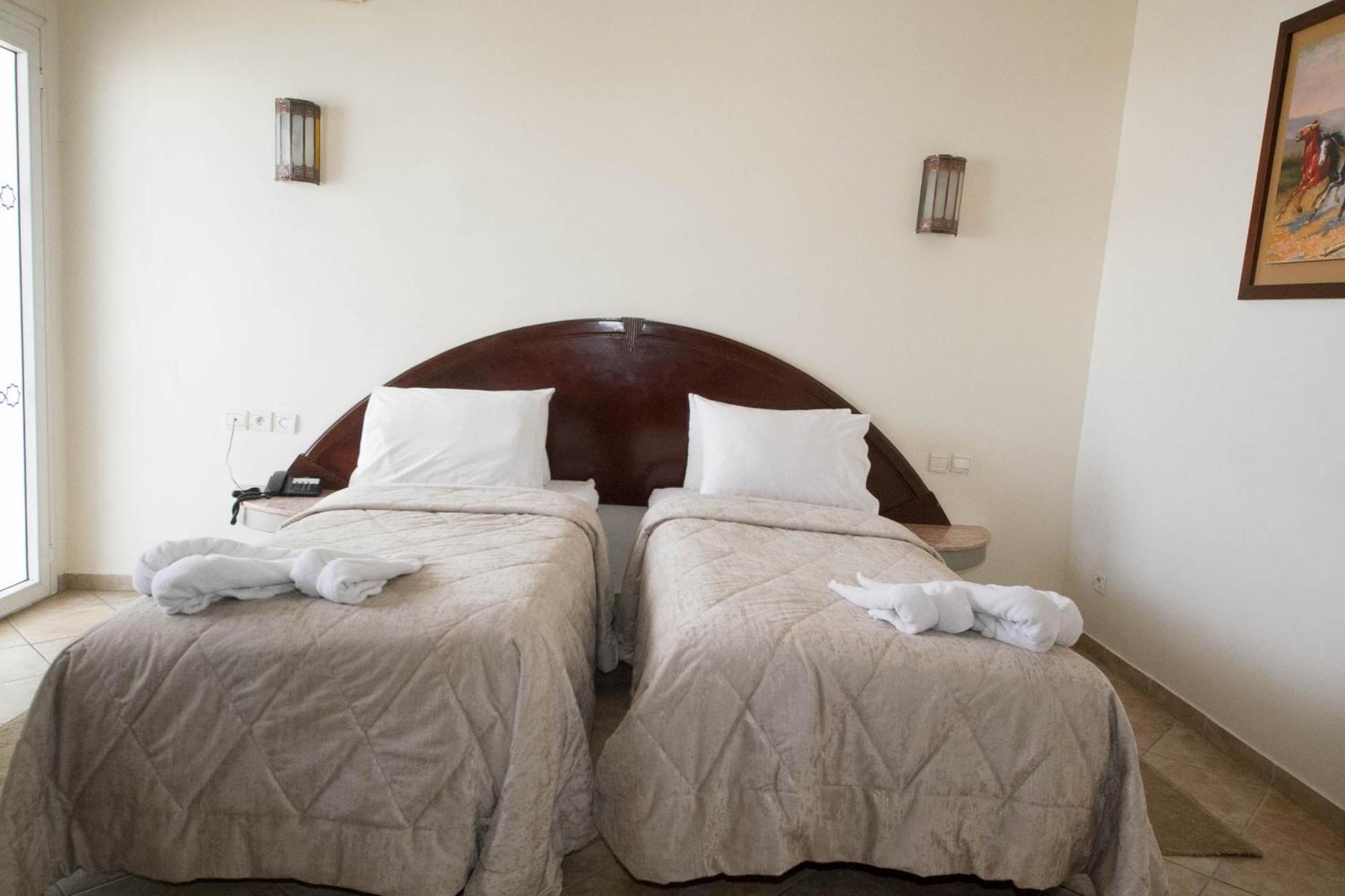 Appart'Hotel Intouriste Agadir Bagian luar foto