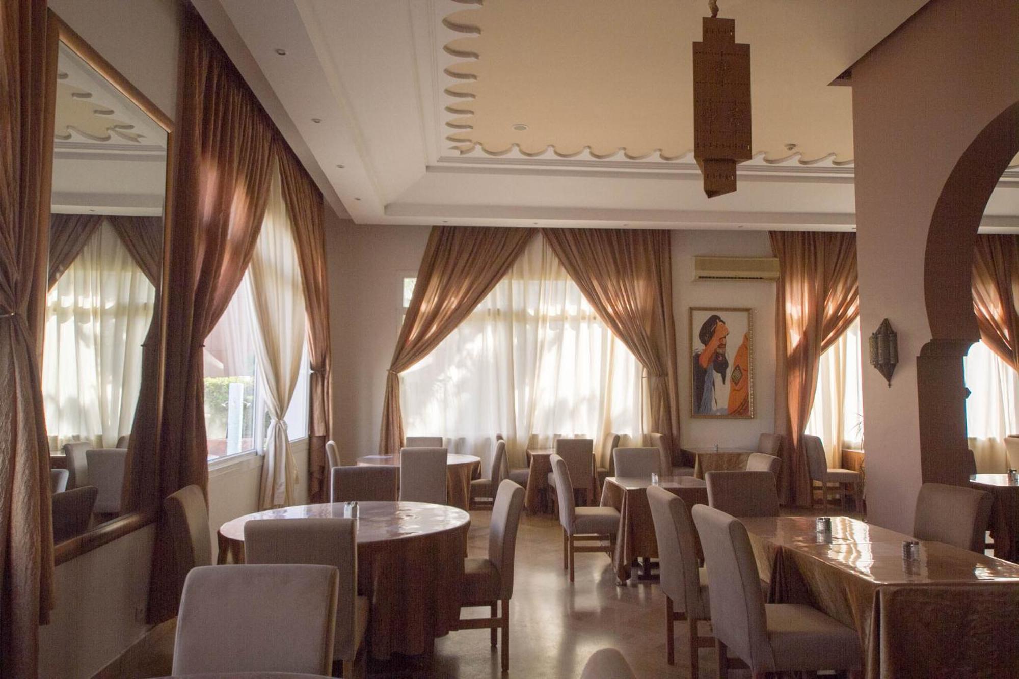 Appart'Hotel Intouriste Agadir Bagian luar foto