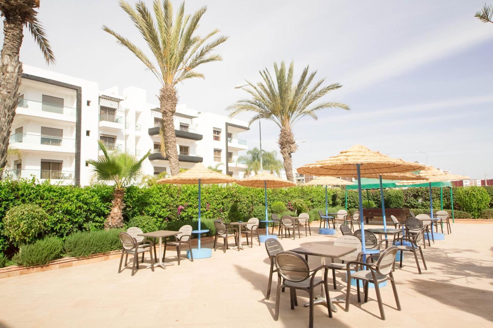 Appart'Hotel Intouriste Agadir Bagian luar foto