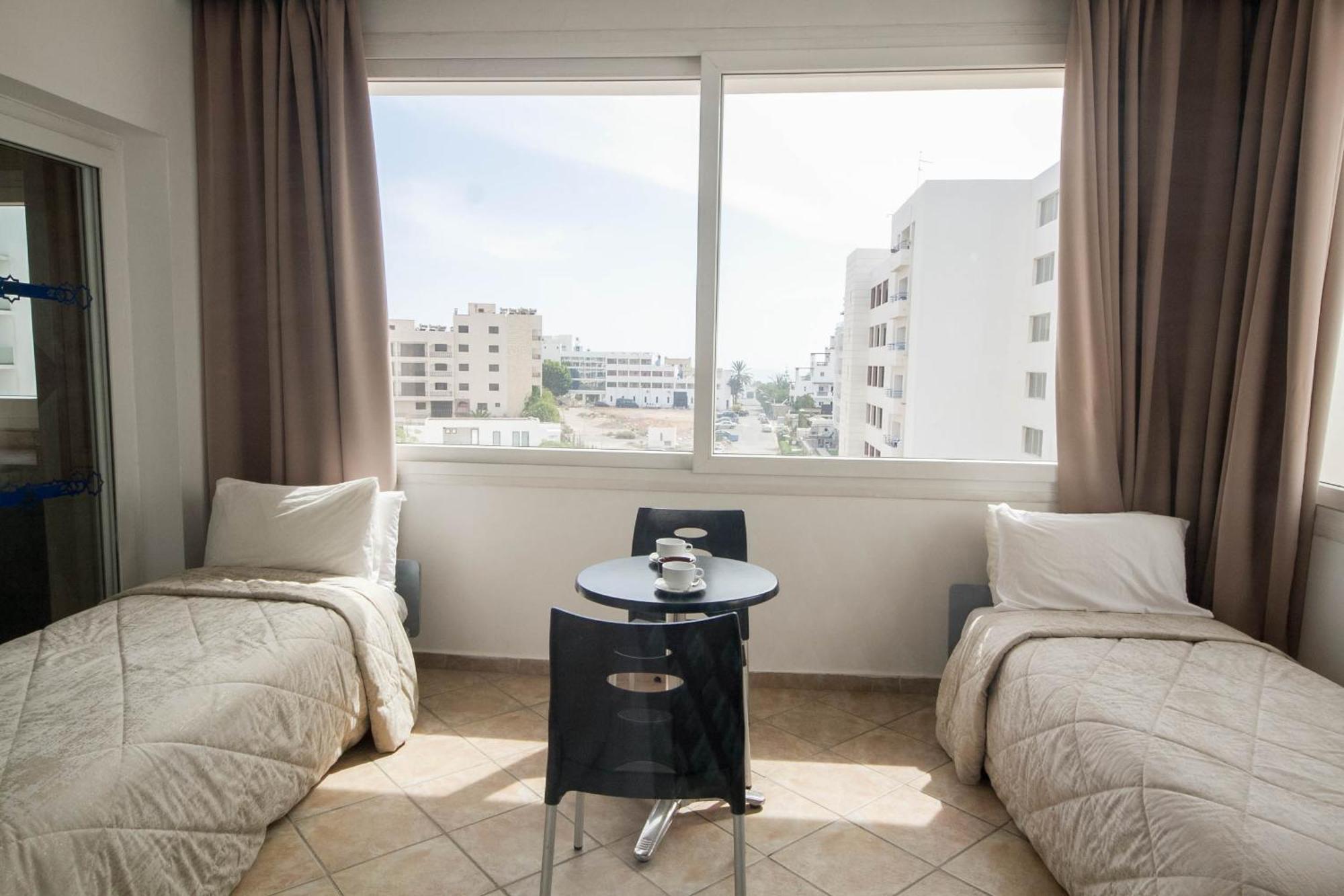 Appart'Hotel Intouriste Agadir Bagian luar foto