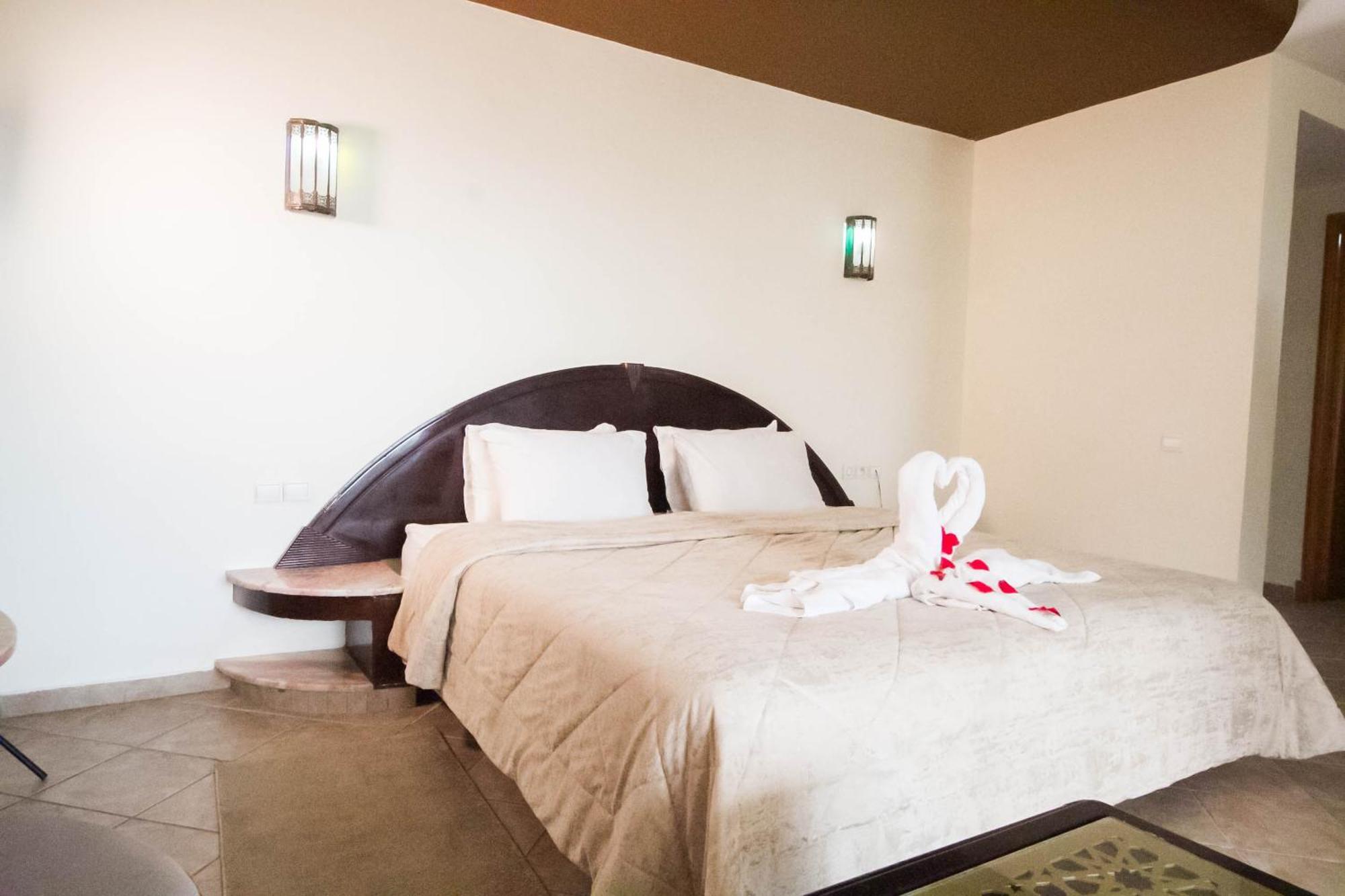 Appart'Hotel Intouriste Agadir Bagian luar foto