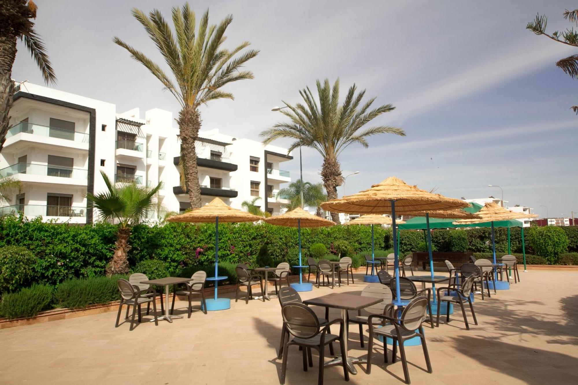 Appart'Hotel Intouriste Agadir Bagian luar foto
