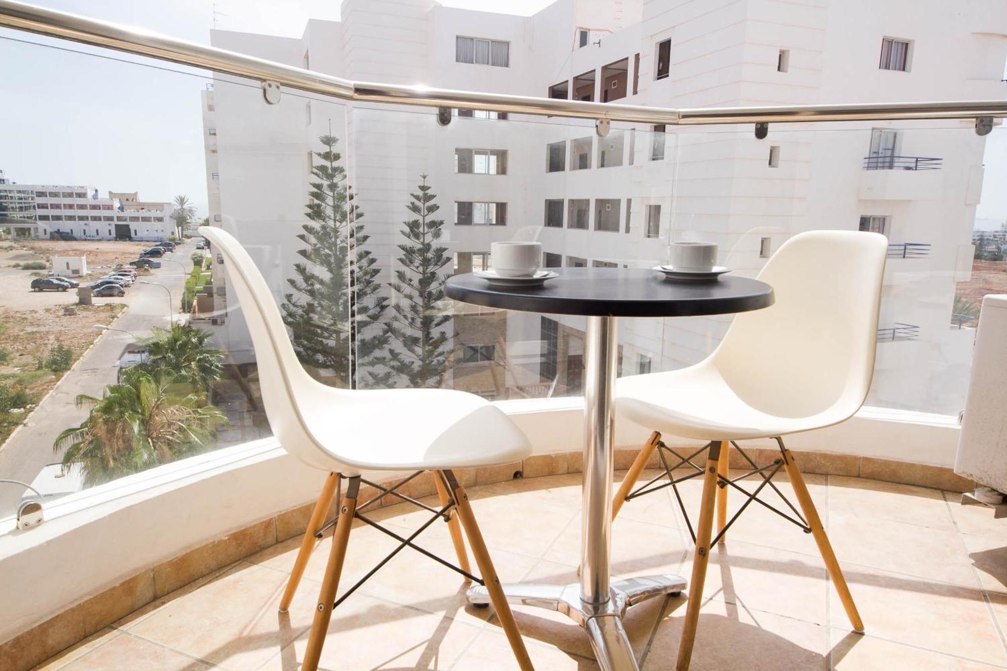 Appart'Hotel Intouriste Agadir Bagian luar foto